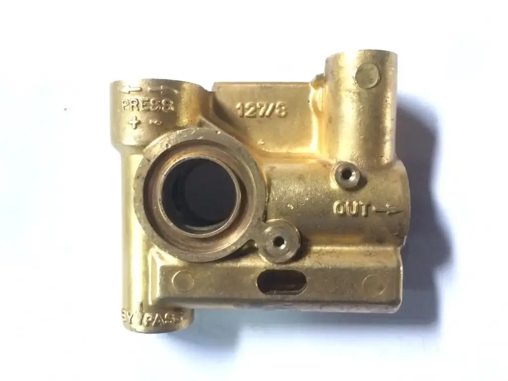 CUERPO REGULADOR DE PRESION HIDROLAVADORA