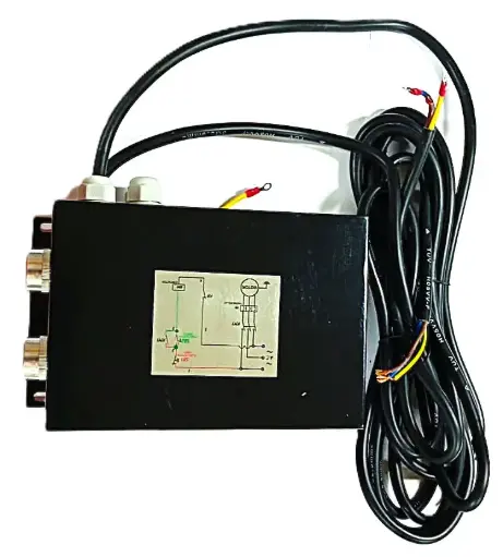 [055-01-084] CAJA CONTROL APAGADOR ON - OFF HIDROLAVADORA DCC15/10C-3S2